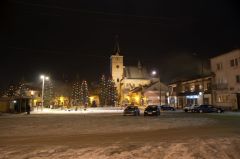 Losowe zdjęcie pochodzące z galerii wydarzenia: Dekoracja Świąteczna rynku w Pilźnie