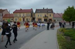 Losowe zdjęcie pochodzące z galerii wydarzenia: Obchody 3 Maja