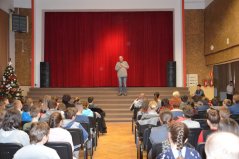 Losowe zdjęcie pochodzące z galerii wydarzenia: OPOWIEŚĆ WIGILIJNA