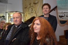 Losowe zdjęcie pochodzące z galerii wydarzenia: X Obchody Międzynarodowego dnia Pamięci o Ofiarach Holokaustu na Podkarpaciu