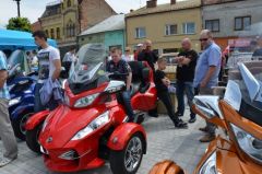 Losowe zdjęcie pochodzące z galerii wydarzenia: Miodowa majówka rodzinna